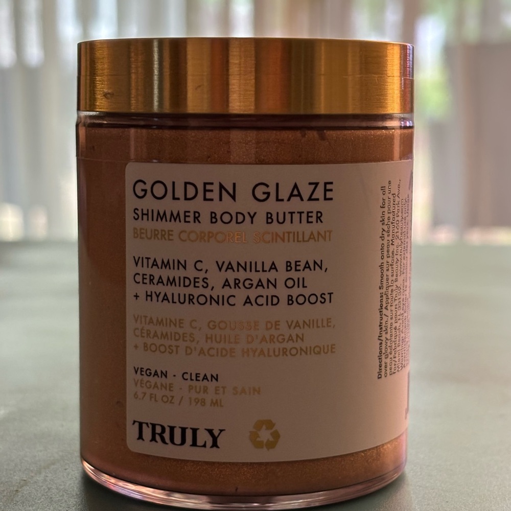 TRULY Golden Glaze Shimmer Body Butter